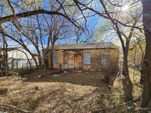 411 N 10th St, Lamesa, TX, 79331-3705 | Card Image