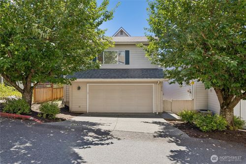 11870 Se 5th St, Bellevue, WA, 98005-3511 | Card Image