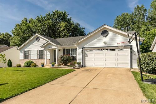2829 Royallvalley Way, O Fallon, MO, 63368-6992 | Card Image