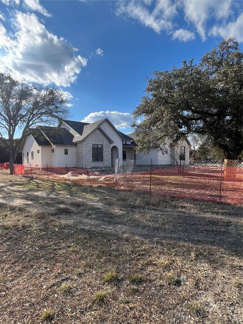 101 King Air Cv, Georgetown, TX, 78628-1395 | Card Image