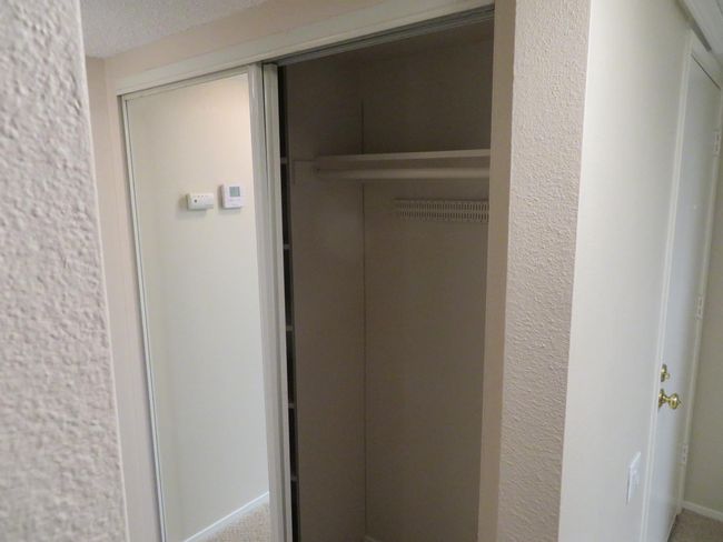 APT-272 - 2426 Larkspur Ln, Condo with 1 bedrooms, 1 bathrooms and null parking in Sacramento CA | Image 17