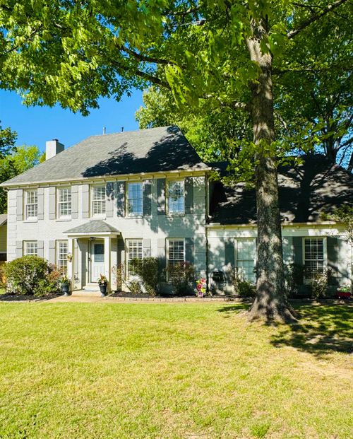 775 Royal Forest Dr, Collierville, TN, 38017-1709 | Card Image