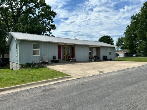 aandb-102 Clive St, Berryville, AR, 72616-5016 | Card Image