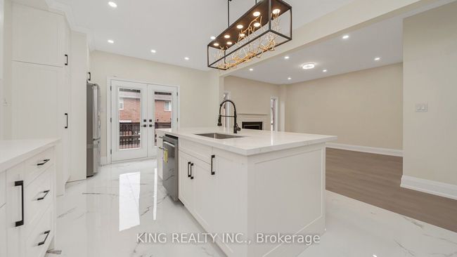 27 Foxmere Rd, House other with 6 bedrooms, 5 bathrooms and 4 parking in Brampton ON | Image 19