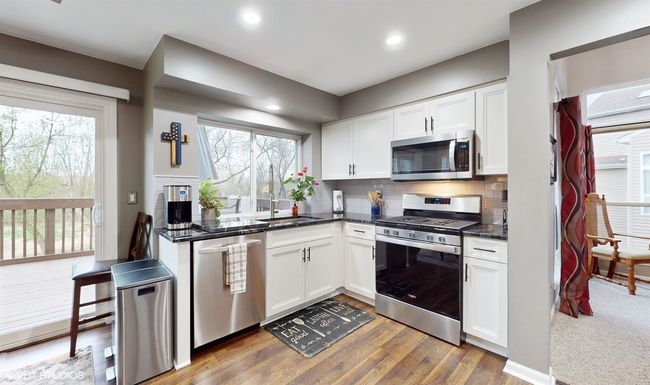 445 Harvest Gate, House other with 4 bedrooms, 4 bathrooms and 2 parking in Lake In The Hills IL | Image 11