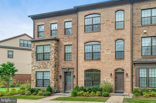 4420 Fair Lakes Ct, FAIRFAX, VA, 22033-3811 | Card Image