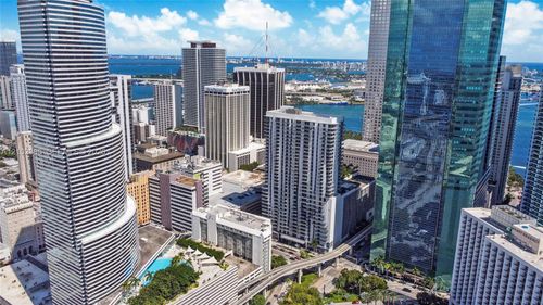 1003-151 Se 1st St, Miami, FL, 33131-1433 | Card Image