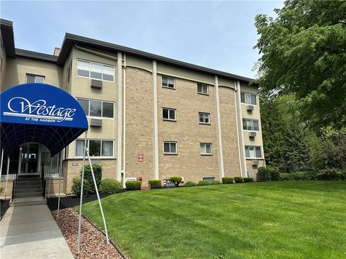 610-610 Westage At The Hbr, Irondequoit, NY, 14617 | Card Image