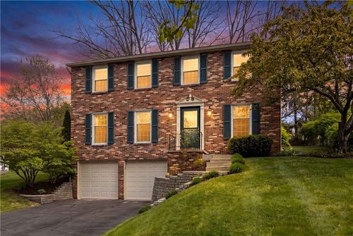 117 Stilwell Ct, Mt. Lebanon, PA, 15228-1791 | Card Image