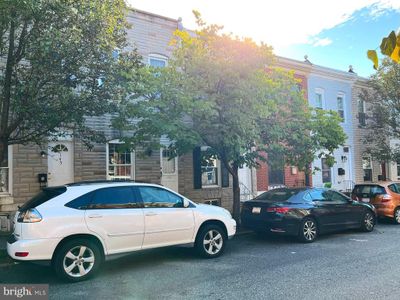 143 N Decker Avenue, Townhouse with 2 bedrooms, 1 bathrooms and null parking in BALTIMORE MD | Image 2