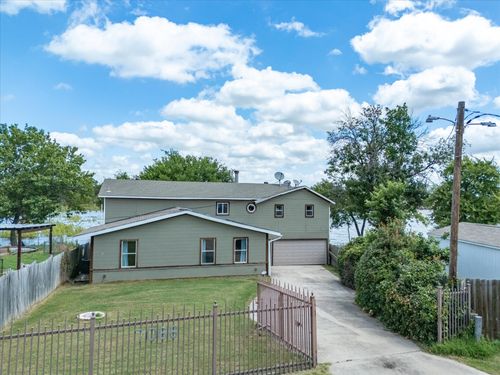 7066 Rucker St, Azle, TX, 76020-7134 | Card Image