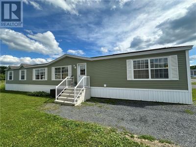 7 Ivory Crt, House other with 3 bedrooms, 2 bathrooms and null parking in Woodstock NB | Image 1