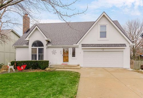 12479 S Twilight Ln, Olathe, KS, 66062-5622 | Card Image