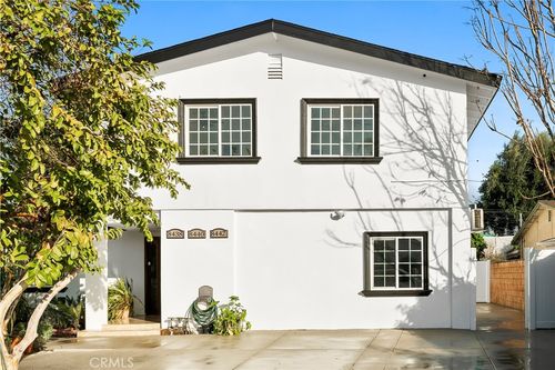 8440 Gloria, North Hills, CA, 91343 | Card Image
