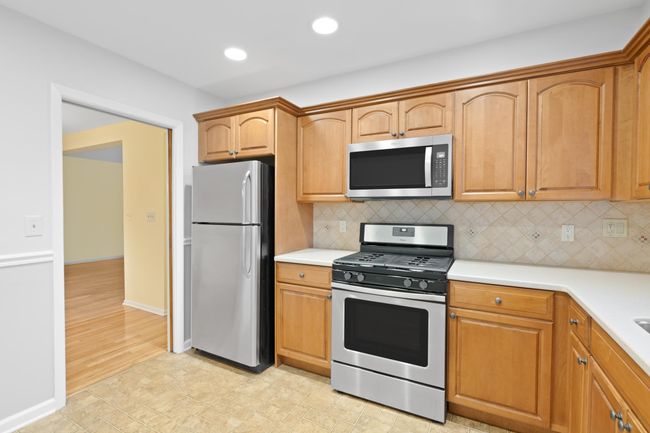 APT-1F - 70 W 32 Nd St, Home with 1 bedrooms, 1 bathrooms and null parking in Bayonne NJ | Image 13