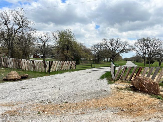 View of yard | Image 3