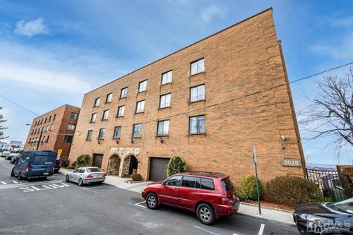 304-2025 Grand Avenue, North Bergen, NJ, 07047 | Card Image
