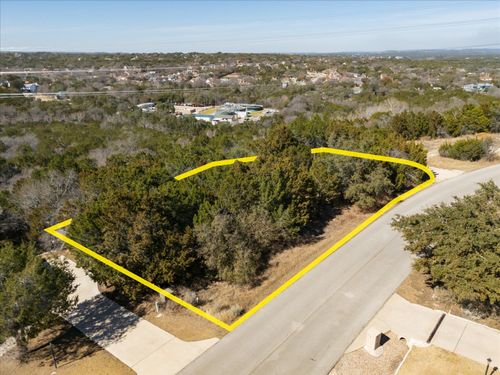 139 Clubhouse Dr, Lakeway, TX, 78734-4608 | Card Image