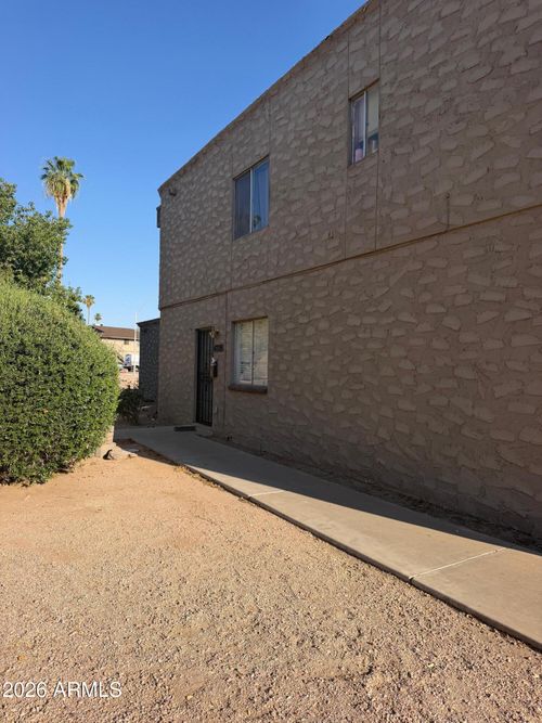 4709 E Belleview St, Phoenix, AZ, 85008-5606 | Card Image