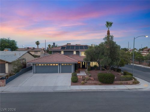 3990 Coolcrest Ct, Las Vegas, NV, 89103-2351 | Card Image
