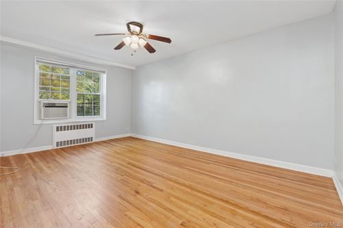 apt-209-139 84th Dr, Briarwood, NY, 11435-1823 | Card Image