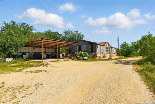 344 County Road 341, Knippa, TX, 78870 | Card Image