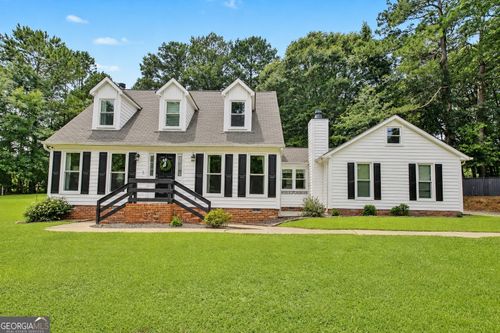 2 Heritage Trce, Newnan, GA, 30263-3132 | Card Image