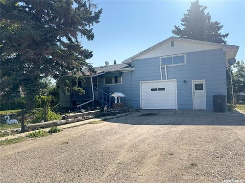 209 Francis St, Francis, SK, S0G1V0 | Card Image