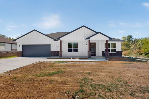 203 W Mansfield Ave, Kennedale, TX, 76060-3423 | Card Image