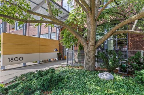 unit-107-1800 Ridge Ave, Evanston, IL, 60201-5980 | Card Image