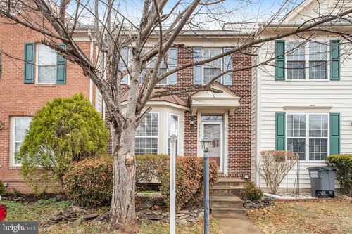 3842 Koval Ln, WOODBRIDGE, VA, 22192-7492 | Card Image