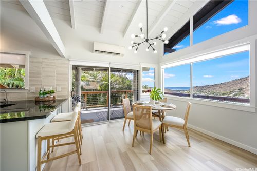 817 Ekoa Pl, Honolulu, HI, 96821-1713 | Card Image