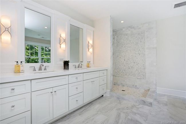 Master bath | Image 13