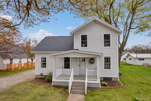 209 Bristol St S, Almont, MI, 48003-1014 | Card Image