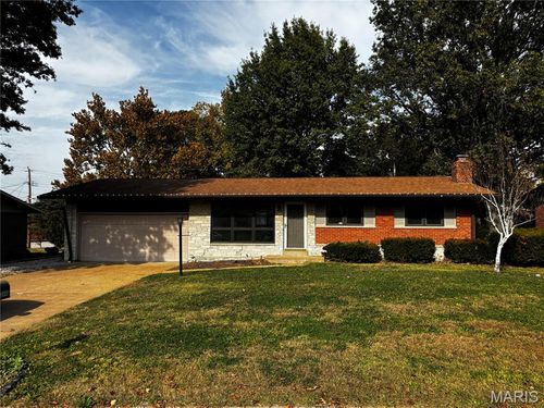 3645 Eileen Ann Drive, St Louis, MO, 63129 | Card Image