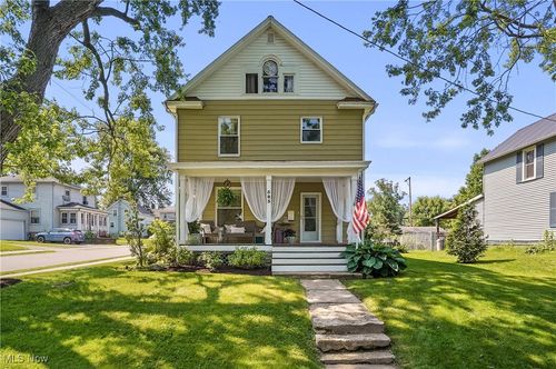 583 E 7th St, Salem, OH, 44460-1623 | Card Image