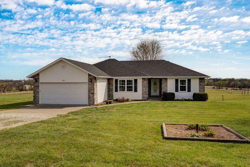 1300 Hedgpeth Rd, Rogersville, MO, 65742-8104 | Card Image