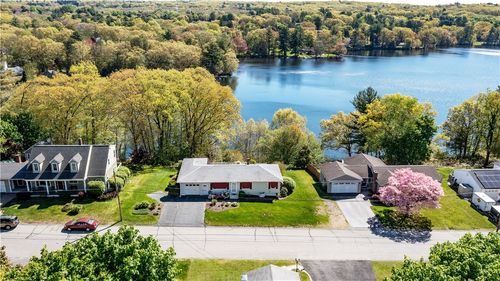 15 Lakeside Dr, Smithfield, RI, 02917-3506 | Card Image