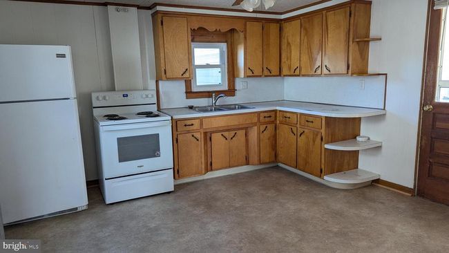 131 W Main St, House other with 3 bedrooms, 1 bathrooms and null parking in HOWARD PA | Image 11