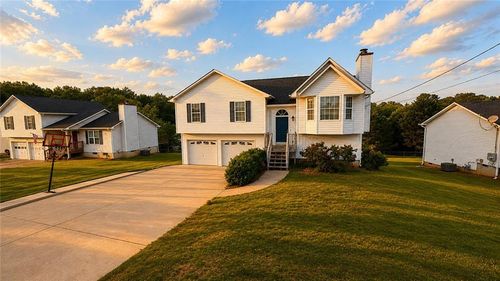 137 Concorde Dr, Villa Rica, GA, 30180-7419 | Card Image