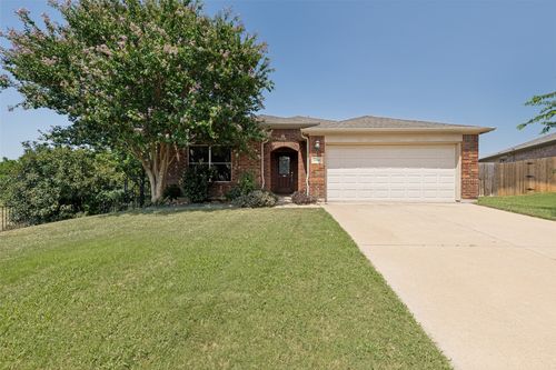 15985 Avenel Way, Fort Worth, TX, 76177-2129 | Card Image