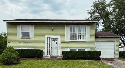17620 Central Park Ave, Country Club Hills, IL, 60478-4613 | Card Image