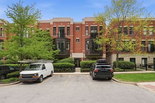 3a-944 15th Pl, Chicago, IL, 60608-1445 | Card Image