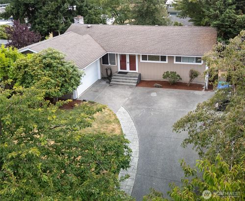 3900 190th Pl Sw, Lynnwood, WA, 98036-5716 | Card Image