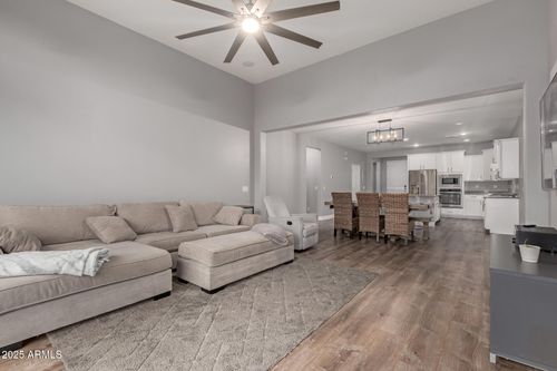 8987 W Seldon Ln, Peoria, AZ, 85345-7994 | Card Image