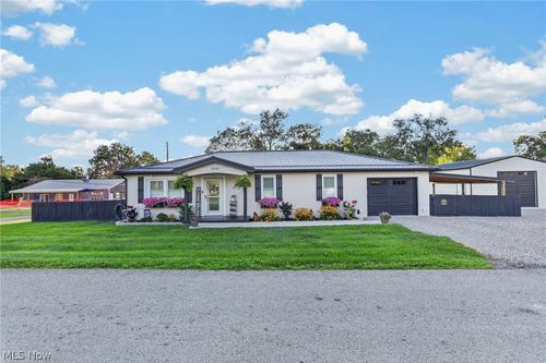 13040 King Rd Ne, Thornville, OH, 43076-8126 | Card Image