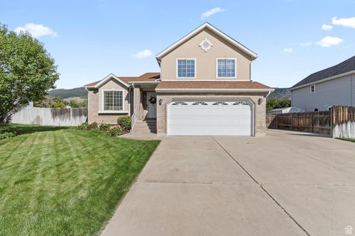 2032 N 2100 E, Layton, UT, 84040-7886 | Card Image