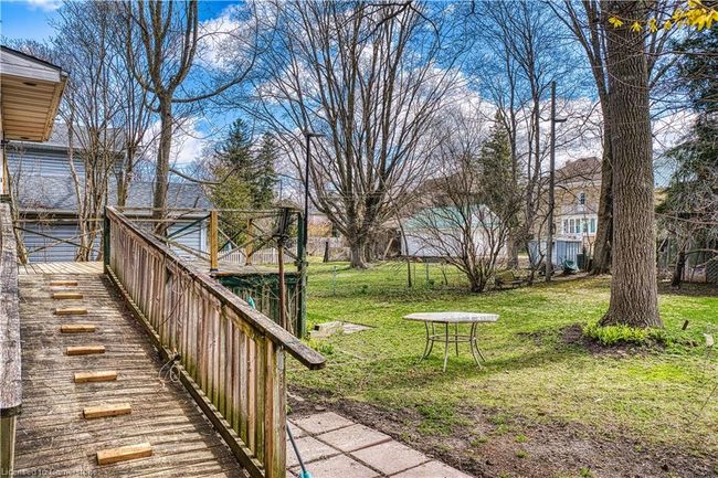 195 Campbell St W, House other with 2 bedrooms, 2 bathrooms and 3 parking in Listowel ON | Image 14