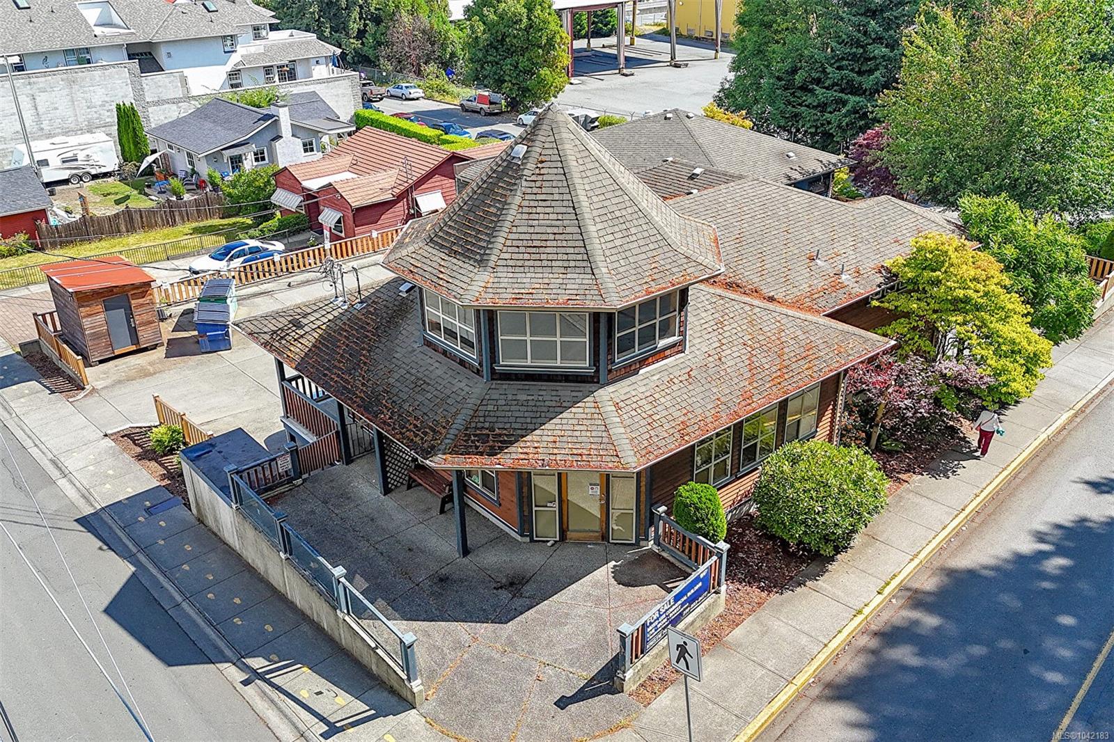 Commercial Sale in Chemainus 3