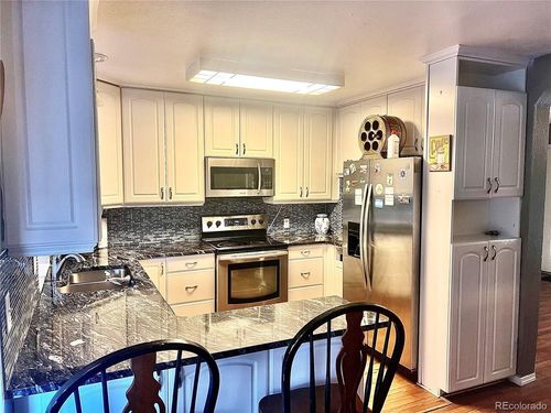 19156 E Arizona Pl, Aurora, CO, 80017-4522 | Card Image